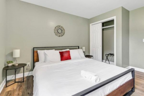 Mins to Downtown - Huntsville Oasis